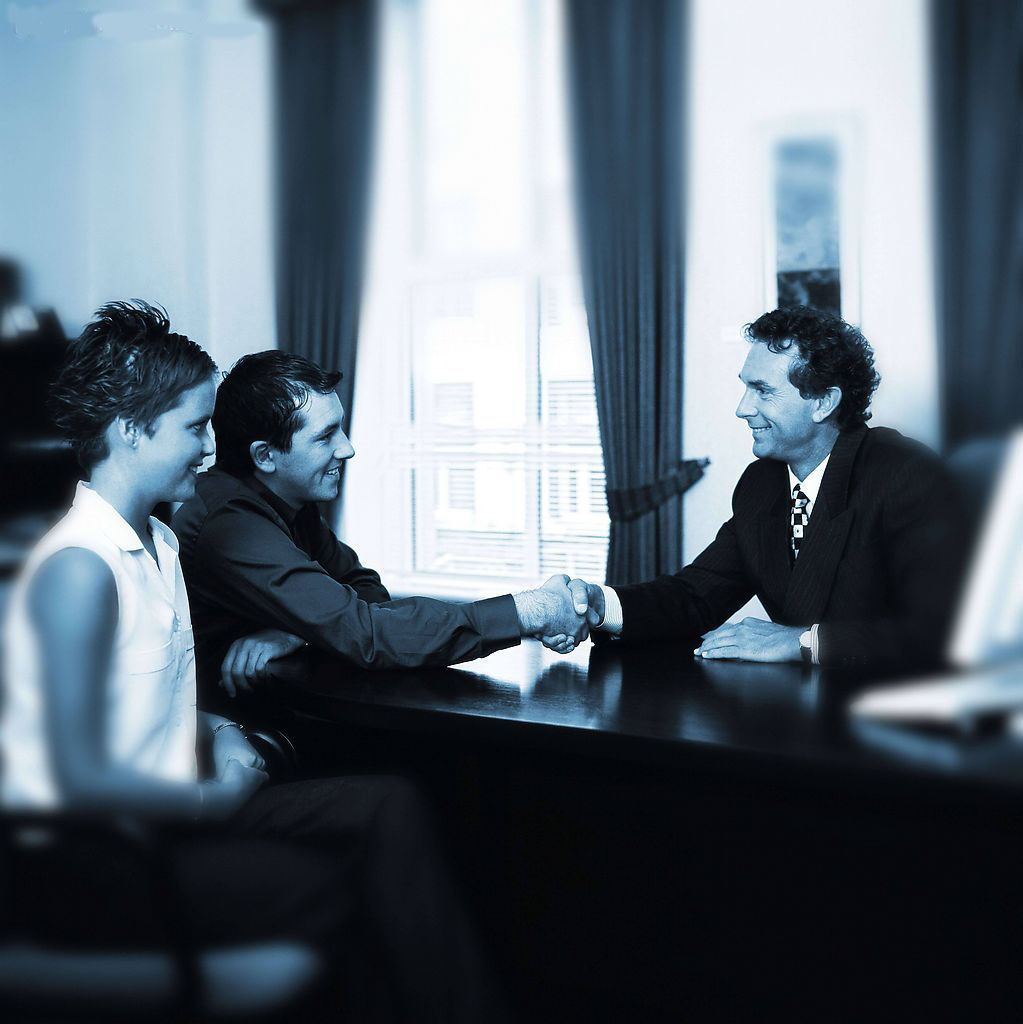 商务英语口语之初次见面该如何交谈